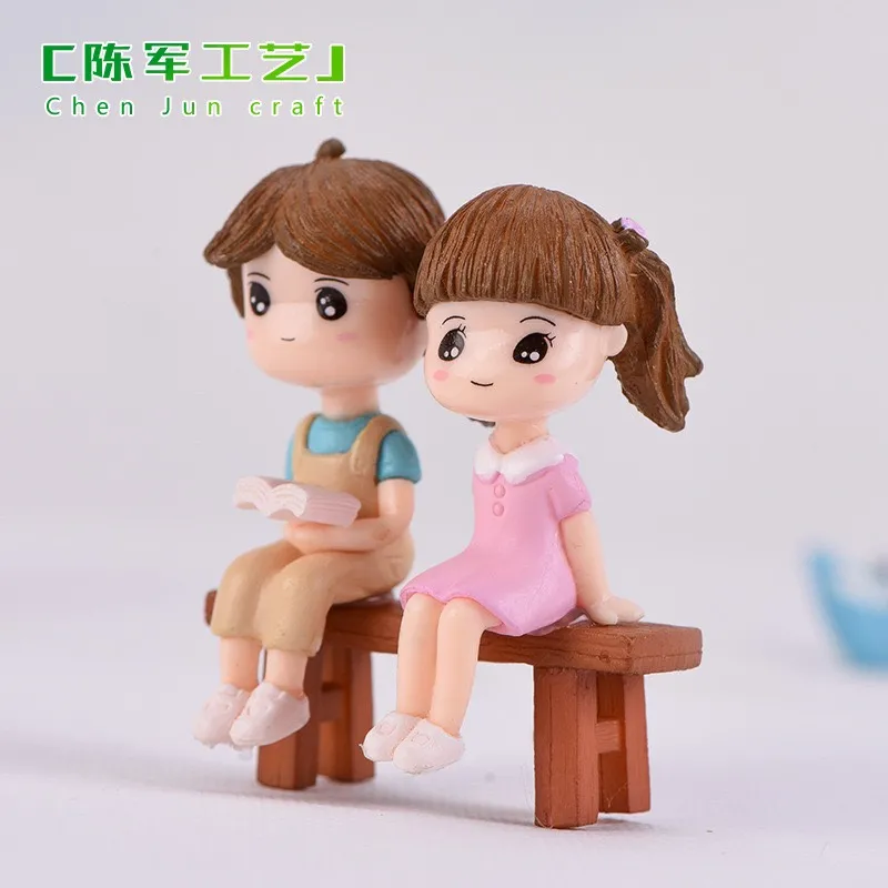 cap-doi-ngoi-ghe-tai-cong-vien (5) Phụ Kiện Trang Trí Cặp Đôi Ngồi Ghế Công Viên