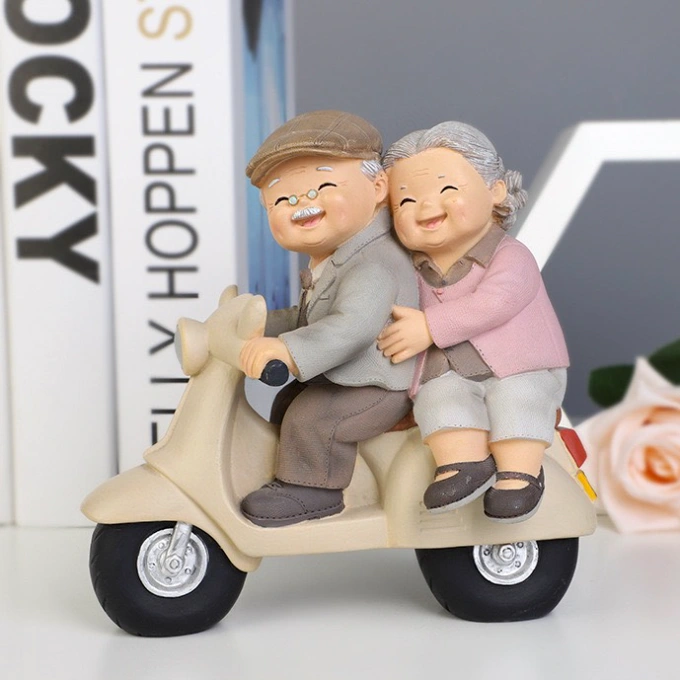 ong-ba-gia-di-xe-may-80k Ông bà già đi xe máy | Phụ kiện trang trí tiểu cảnh